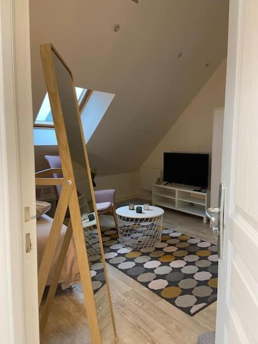 Appartement Cocon Au Calme En Hyper Centre à Château-Renault Extérieur photo